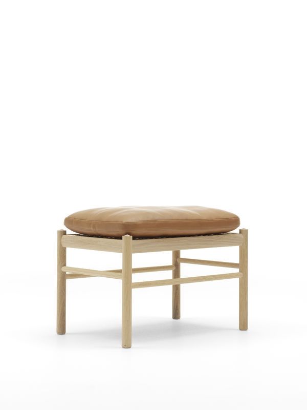 Ole Wanscher Colonial fotskammel Såpet eik / Thor 307 Lær