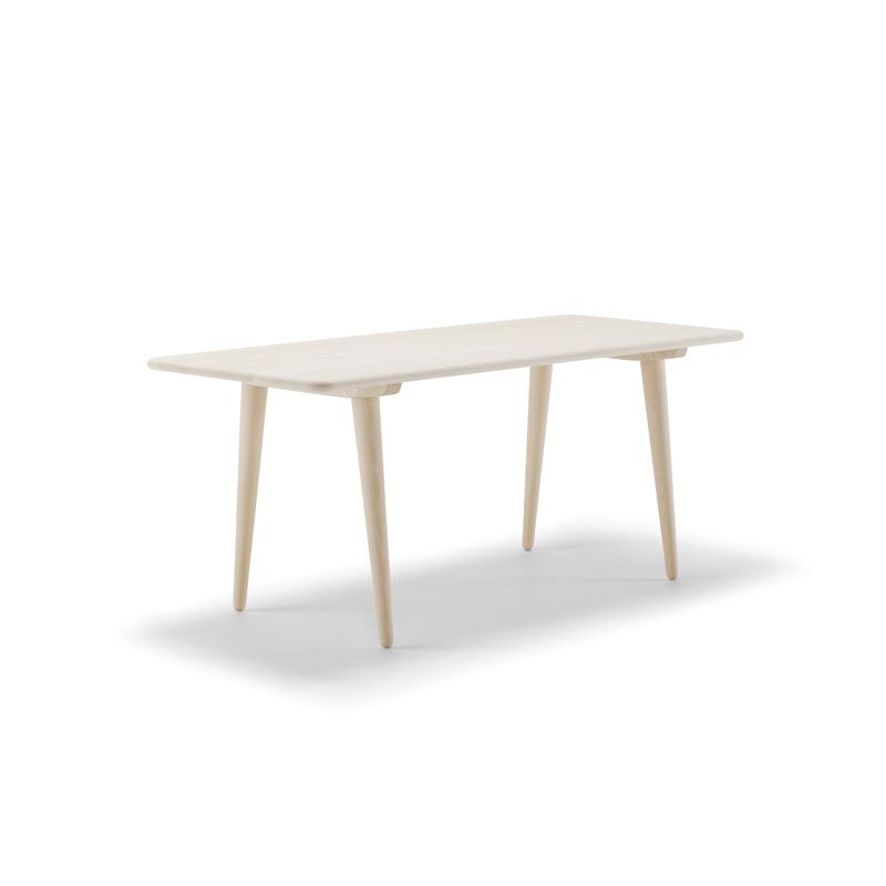 CH011 sofabord / Hans J. Wegner / H44 cm / såpet eik
