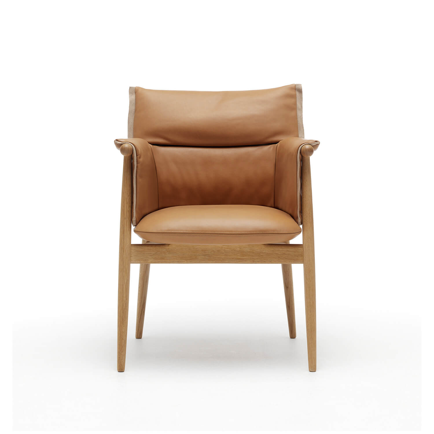 E005 oljet eik/cognac lær