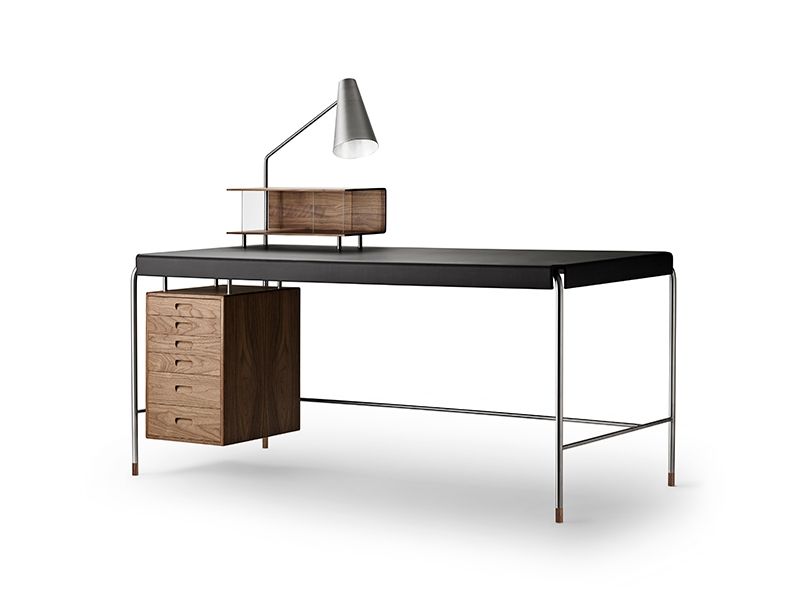 Arne Jacobsen society table